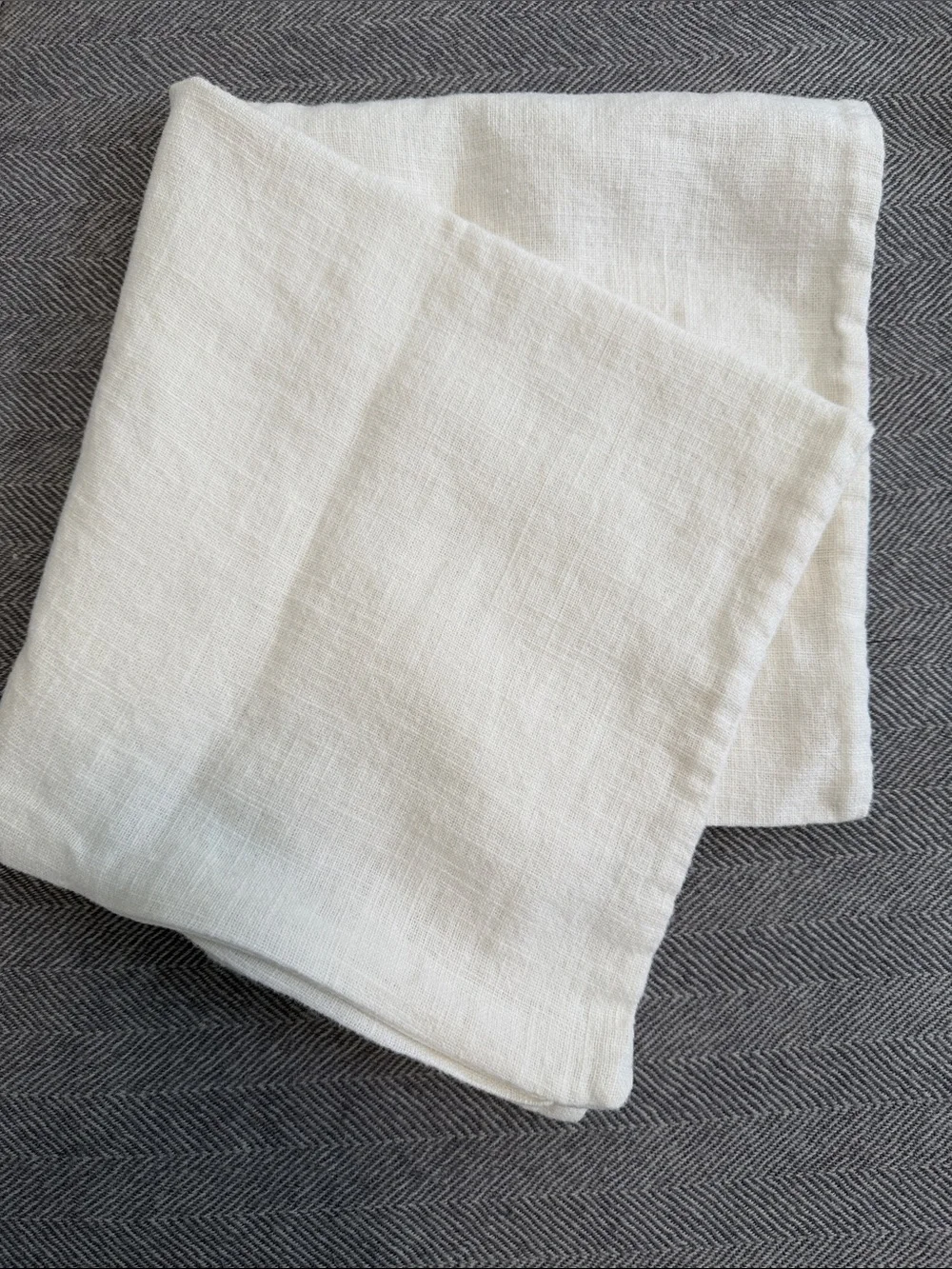 Classic Cream Linen Pillowcase - Neutral Bedding 19/19 inches